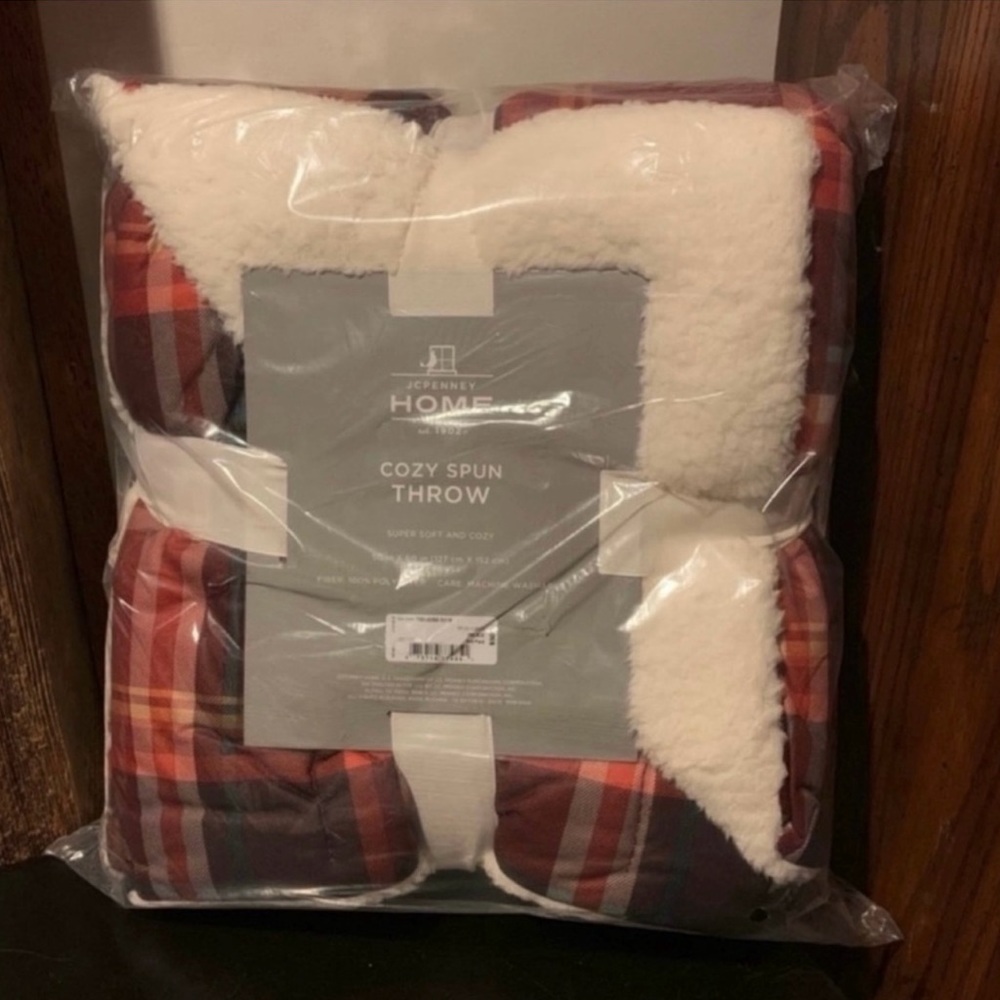 Plaid Cozy Spun Throw